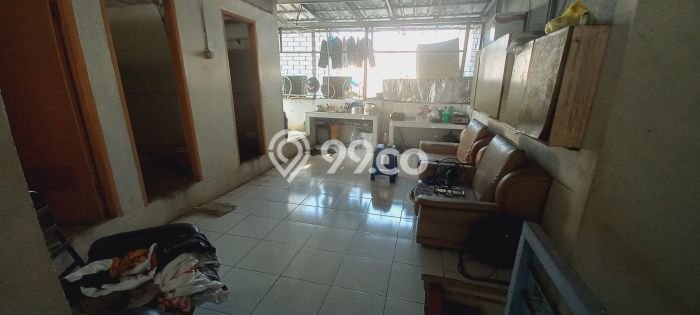 Unit Gudang Dijual di Jakarta Barat LT 253m2 & LB 550m2 Unit Gudang Dijual di Jakarta Barat LT 253m2 & LB 550m2