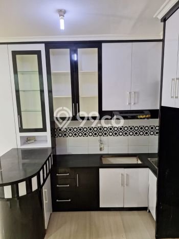 Rumah Modern 3 KT di Taman Surya Jakarta Barat Semi Furnished Rumah Modern 3 KT di Taman Surya Jakarta Barat Semi Furnished