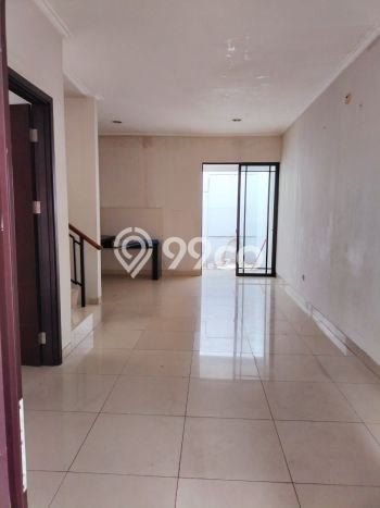Jual Rumah Eksklusif 3 KT di Green Lake City, Jakarta Barat Jual Rumah Eksklusif 3 KT di Green Lake City, Jakarta Barat