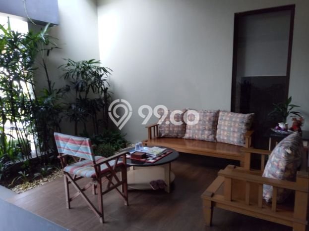 Rumah Luxury Modern Tanpa Renovasi di BSD City Tangerang Rumah Luxury Modern Tanpa Renovasi di BSD City Tangerang