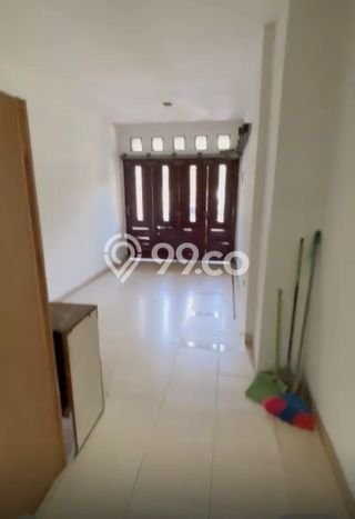 Jual Rumah Luas Megah Dengan View Cantik di Puri Indah, Jakarta Barat Jual Rumah Luas Megah Dengan View Cantik di Puri Indah, Jakarta Barat