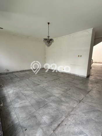 Hunian Mewah Dijual LT 250m2 di Kembangan, Jakarta Barat Hunian Mewah Dijual LT 250m2 di Kembangan, Jakarta Barat