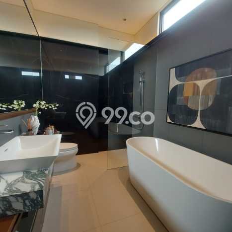 Dijual Rumah Luas Elegan Dengan View Cantik di BSD City, Tangerang Dijual Rumah Luas Elegan Dengan View Cantik di BSD City, Tangerang