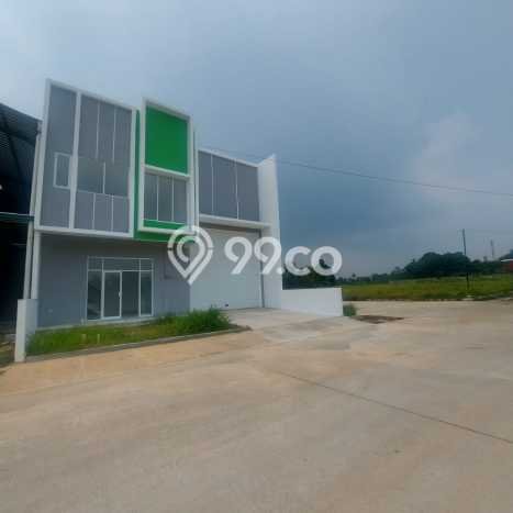 Area Ramai! Gudang Dijual di Cisoka untuk Bisnis Luas Bangunan 313m2 Area Ramai! Gudang Dijual di Cisoka untuk Bisnis Luas Bangunan 313m2