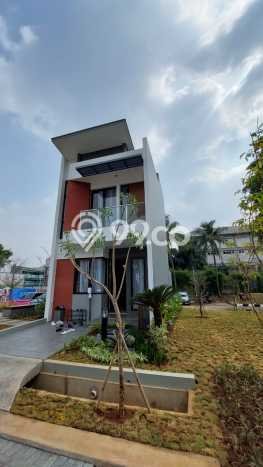 For Sale Rumah 3 Kamar Lokasi Ideal Bagus dan Strategis di Tangerang For Sale Rumah 3 Kamar Lokasi Ideal Bagus dan Strategis di Tangerang
