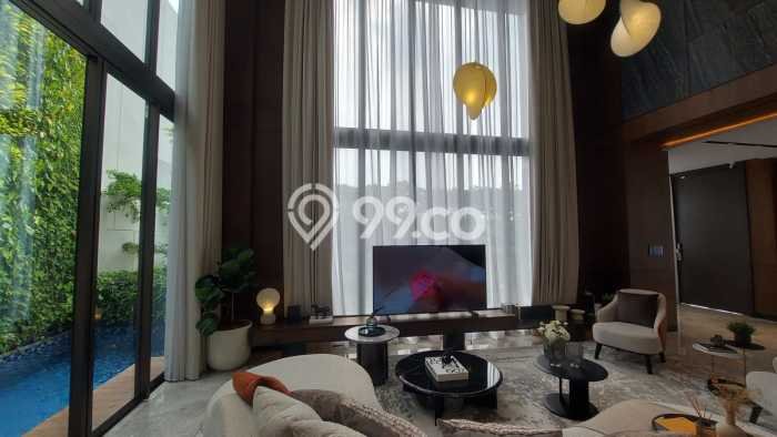 Dijual Rumah Luas Elegan Dengan View Cantik di BSD City, Tangerang Dijual Rumah Luas Elegan Dengan View Cantik di BSD City, Tangerang