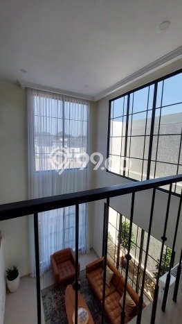 Siap Huni Rumah Mewah 4 Kamar di Tangerang Dekat ke Mana Pun Siap Huni Rumah Mewah 4 Kamar di Tangerang Dekat ke Mana Pun