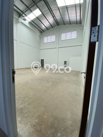 Unit Gudang Dijual di Cikupa Tangerang Luas Tanah 332m2, Luas Bangunan 249m2 Unit Gudang Dijual di Cikupa Tangerang Luas Tanah 332m2, Luas Bangunan 249m2