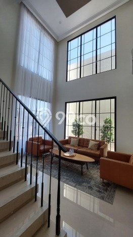 Siap Huni Rumah Mewah 4 Kamar di Tangerang Dekat ke Mana Pun Siap Huni Rumah Mewah 4 Kamar di Tangerang Dekat ke Mana Pun
