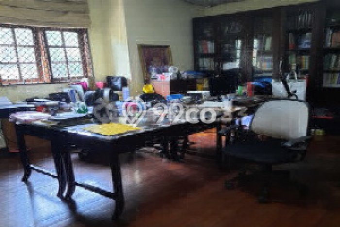 Rumah Luxury Modern Tanpa Renovasi di Pulomas Jakarta Timur Rumah Luxury Modern Tanpa Renovasi di Pulomas Jakarta Timur