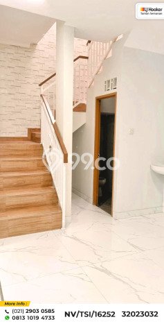 Rumah Strategis Modern Lb 130m2 di Cipondoh, Tangerang Rumah Strategis Modern Lb 130m2 di Cipondoh, Tangerang