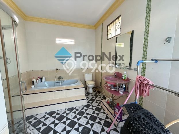 Dijual Rumah Luas Elegan Dengan View Cantik di Batam Centre, Batam Dijual Rumah Luas Elegan Dengan View Cantik di Batam Centre, Batam