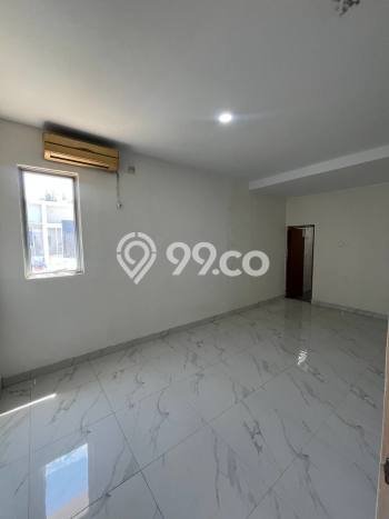 NEW LISTING! Rumah Premium di , LT 198m2m² LB 130m2m² NEW LISTING! Rumah Premium di , LT 198m2m² LB 130m2m²
