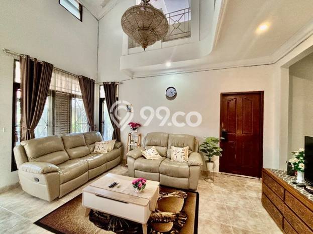 Rumah LT 114m2m² / LB 150m2m² Lokasi Premium di , Batam Rumah LT 114m2m² / LB 150m2m² Lokasi Premium di , Batam