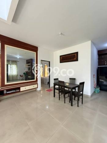 Rumah Terawat kawasan , Batam, Luas 375m2m² Bangunan 150m2m² DIJUAL CEPAT! Rumah Terawat kawasan , Batam, Luas 375m2m² Bangunan 150m2m² DIJUAL CEPAT!