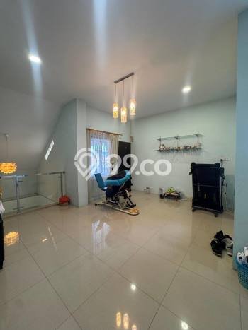 Dijual Rumah 5 Kamar Lokasi Strategis Bagus dan Strategis di Batam Centre Dijual Rumah 5 Kamar Lokasi Strategis Bagus dan Strategis di Batam Centre