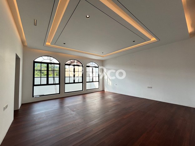 Jual Rumah Luas Megah Dengan View Cantik di Batam Centre, Batam Jual Rumah Luas Megah Dengan View Cantik di Batam Centre, Batam