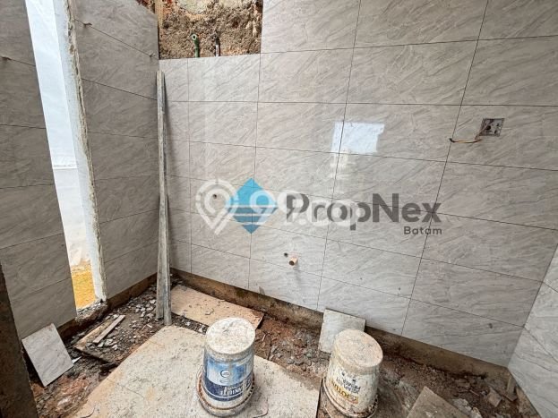 Ready to Use! Premium House LT 131m2 Desain Elegan di Batam Centre Ready to Use! Premium House LT 131m2 Desain Elegan di Batam Centre