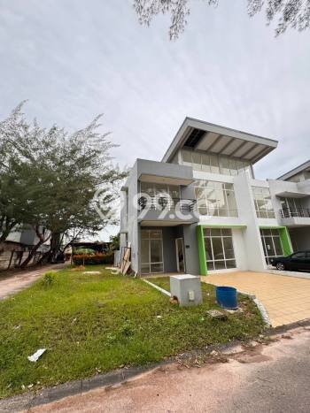 Rumah Modern 3 Kamar LT 200m2 di Batam Centre Rumah Modern 3 Kamar LT 200m2 di Batam Centre
