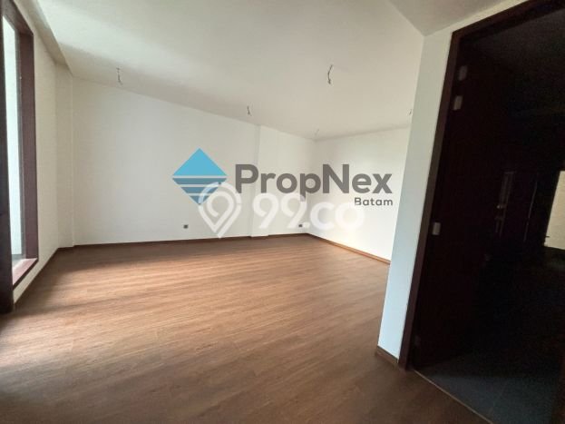 For Sale! Luxury House LT 1838m2 Desain Modern di Batam Centre For Sale! Luxury House LT 1838m2 Desain Modern di Batam Centre