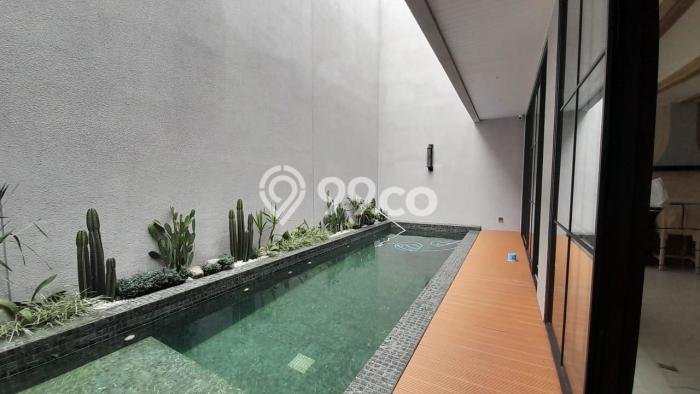 Jual Segera Rumah LT 360m² / LB 500m² di Kawasan Komersial Kota Baru Parahyangan, Bandung Jual Segera Rumah LT 360m² / LB 500m² di Kawasan Komersial Kota Baru Parahyangan, Bandung
