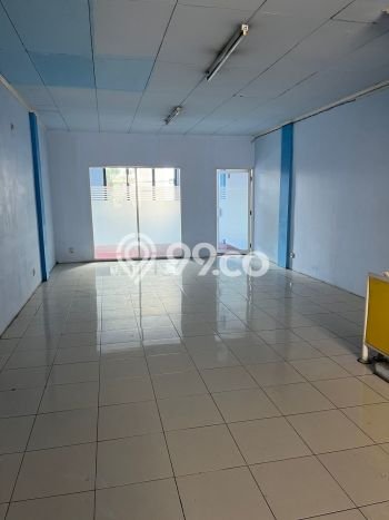 Unit Ruko disewakan di Lengkong Bandung dengan LT 130m2 / LB 75m2 Unit Ruko disewakan di Lengkong Bandung dengan LT 130m2 / LB 75m2