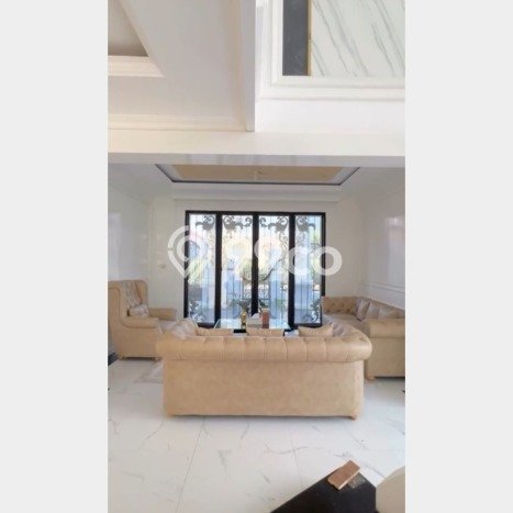 Hunian Mewah LB 500m2 Siap Huni Desain Elegan di Lembang, Bandung Hunian Mewah LB 500m2 Siap Huni Desain Elegan di Lembang, Bandung