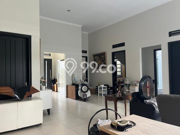 Rumah Lokasi Strategis di Kota Baru Parahyangan, Bandung, Luas 486m2m² LB 310m2m² Rumah Lokasi Strategis di Kota Baru Parahyangan, Bandung, Luas 486m2m² LB 310m2m²