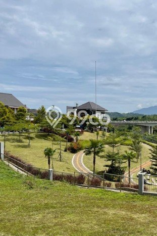 Tanah di Kota Baru Parahyangan, Luas 286m², Akses Strategis Tanah di Kota Baru Parahyangan, Luas 286m², Akses Strategis