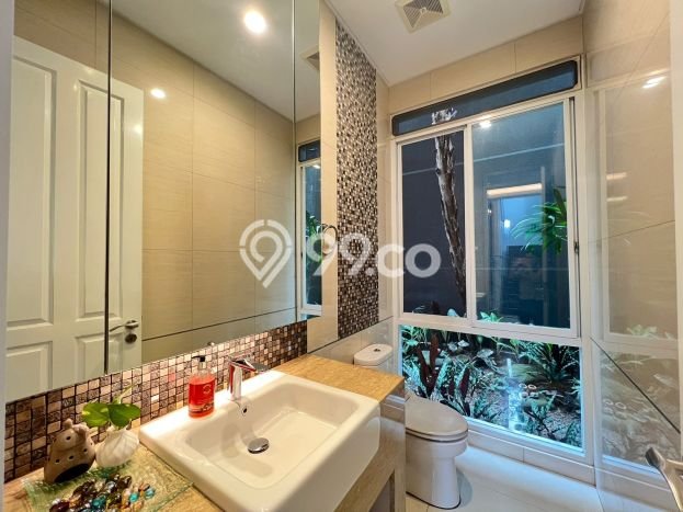 Rumah Modern area Kota Baru Parahyangan, Bandung, LT 630m2m² LB 560m2m² Rumah Modern area Kota Baru Parahyangan, Bandung, LT 630m2m² LB 560m2m²