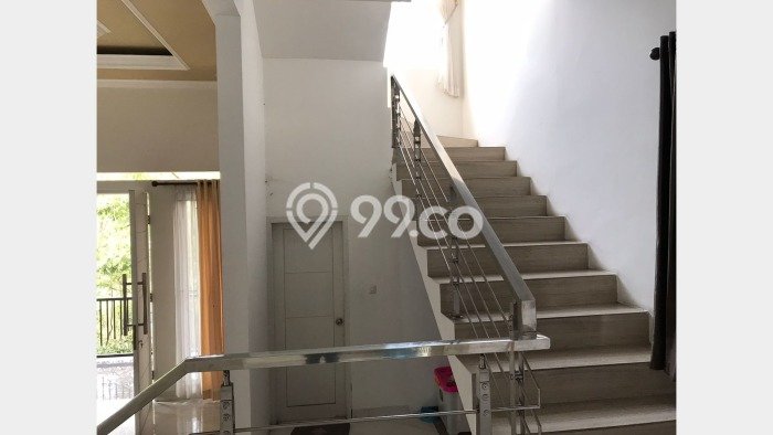 Kesempatan Emas Memiliki Rumah LT 236m2m² / LB 400m2m² di Pusat Kota Ciumbuleuit, Bandung Kesempatan Emas Memiliki Rumah LT 236m2m² / LB 400m2m² di Pusat Kota Ciumbuleuit, Bandung