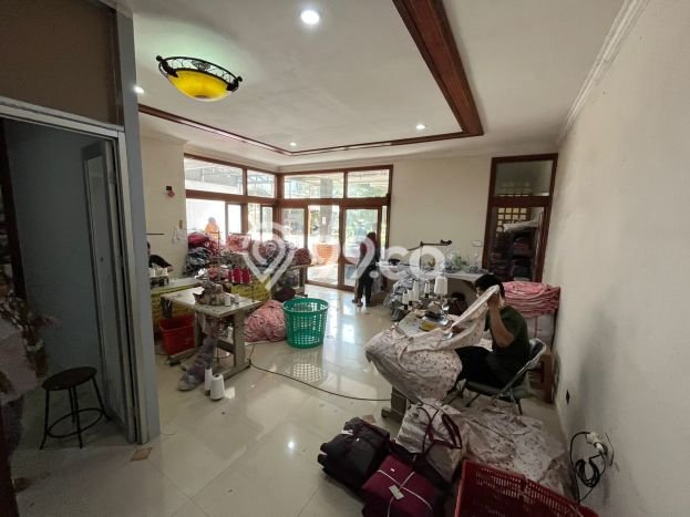 Hunian Elit LB 400m2 Siap Pakai Desain Elegan di Cipaganti, Bandung Hunian Elit LB 400m2 Siap Pakai Desain Elegan di Cipaganti, Bandung