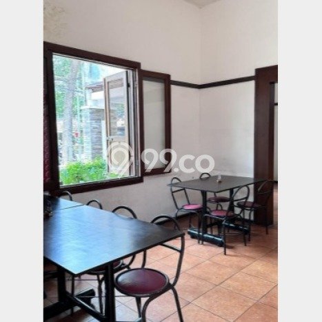 For Sale! Luxury House LT 902m2 Desain Elegan di Bandung Kota For Sale! Luxury House LT 902m2 Desain Elegan di Bandung Kota