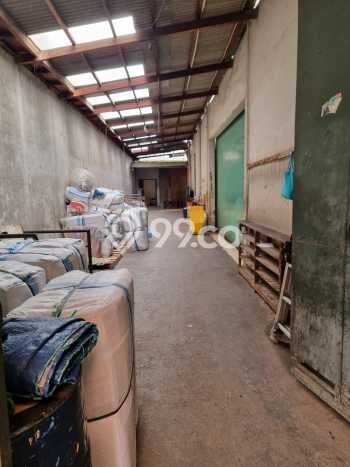 Rumah Berkualitas 4 Kamar Tidur dan 2 Kamar Mandi di Kiaracondong, Dekat Pusat Kota, Bandung Rumah Berkualitas 4 Kamar Tidur dan 2 Kamar Mandi di Kiaracondong, Dekat Pusat Kota, Bandung