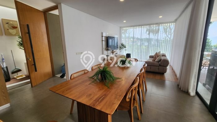 Vila Kawasan Coblong, Area 395m2m², Area Premium Vila Kawasan Coblong, Area 395m2m², Area Premium