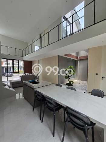 Rumah Mewah LB 240m2 Siap Pakai Desain Elegan di Kota Baru Parahyangan, Bandung Rumah Mewah LB 240m2 Siap Pakai Desain Elegan di Kota Baru Parahyangan, Bandung