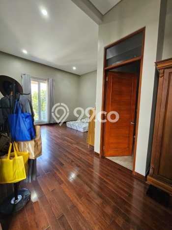 Rumah Mewah Siap Huni LT 825m2 di Batununggal, Bandung Rumah Mewah Siap Huni LT 825m2 di Batununggal, Bandung