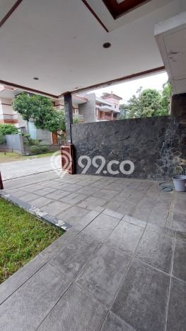 Rumah Asri di Pajajaran, Bandung, Luas 246m2m² LB 190m2m² Rumah Asri di Pajajaran, Bandung, Luas 246m2m² LB 190m2m²