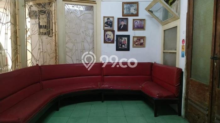 Dijual Cepat Rumah LT 880m2m² / LB 600m2m² di Lokasi Strategis Supratman, Bandung Dijual Cepat Rumah LT 880m2m² / LB 600m2m² di Lokasi Strategis Supratman, Bandung