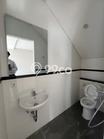 Rumah Modern 3 KT di Pajajaran Bandung Semi Furnished Rumah Modern 3 KT di Pajajaran Bandung Semi Furnished