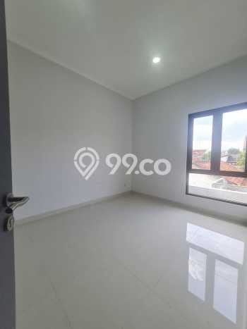 Hunian Eksklusif Siap Huni LT 195m2 di Regol, Bandung Hunian Eksklusif Siap Huni LT 195m2 di Regol, Bandung