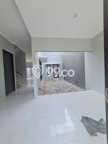 Hunian Eksklusif Siap Huni LT 195m2 di Regol, Bandung Hunian Eksklusif Siap Huni LT 195m2 di Regol, Bandung