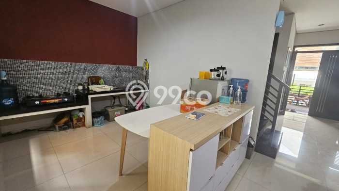 Dijual Rumah Luas Elegan Dengan View Eksklusif di Setra Duta, Bandung Dijual Rumah Luas Elegan Dengan View Eksklusif di Setra Duta, Bandung