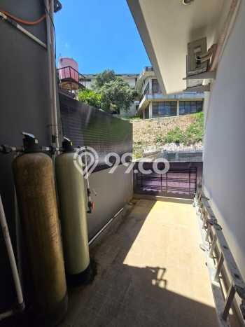 Ready to Use! Premium House LT 202m2 Desain Modern di Setra Duta Ready to Use! Premium House LT 202m2 Desain Modern di Setra Duta