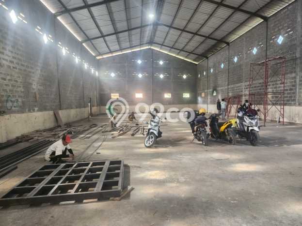 Gudang Komersial Dijual di Margaasih Bandung LT 1000m2 & LB 800m2 Gudang Komersial Dijual di Margaasih Bandung LT 1000m2 & LB 800m2