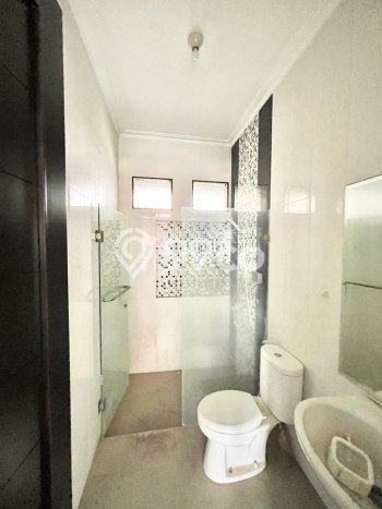 DIJUAL CEPAT! Rumah Batununggal, Bandung, Luas 350m2m² LB 450m2m² DIJUAL CEPAT! Rumah Batununggal, Bandung, Luas 350m2m² LB 450m2m²