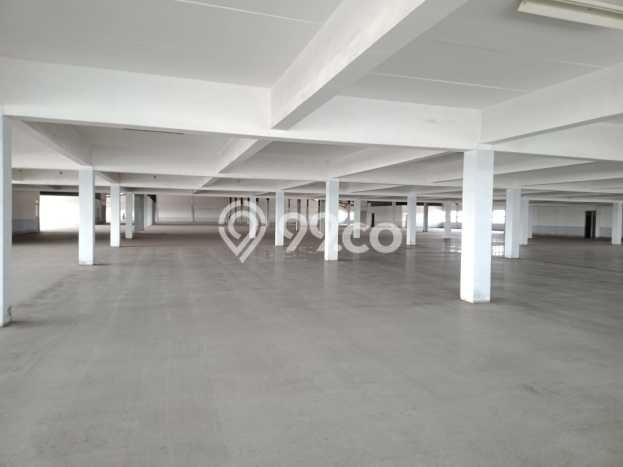 LOKASI STRATEGIS! Gudang Kawasan Dayeuhkolot, Luas 31386m², Area Berkembang, Ready Operasional LOKASI STRATEGIS! Gudang Kawasan Dayeuhkolot, Luas 31386m², Area Berkembang, Ready Operasional