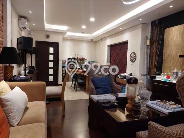 Unit Ruko Dijual di Jakarta Barat LT 74m2 & LB 237m2 Unit Ruko Dijual di Jakarta Barat LT 74m2 & LB 237m2