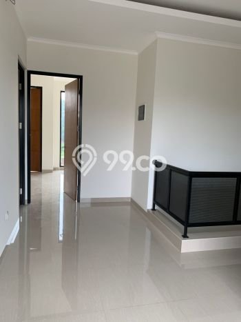 Hunian Mewah LB 165m2 Siap Pakai Desain Elegan di Kalideres, Jakarta Barat Hunian Mewah LB 165m2 Siap Pakai Desain Elegan di Kalideres, Jakarta Barat