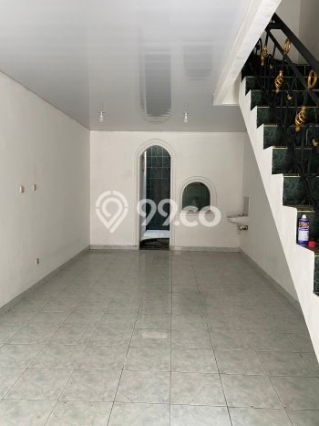 Rumah Modern 2 KT di Taman Palem Jakarta Barat Unfurnished Rumah Modern 2 KT di Taman Palem Jakarta Barat Unfurnished